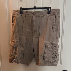Men's Tan Cargo Shorts